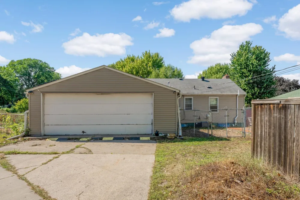684 Bidwell Street Saint Paul, MN 55107