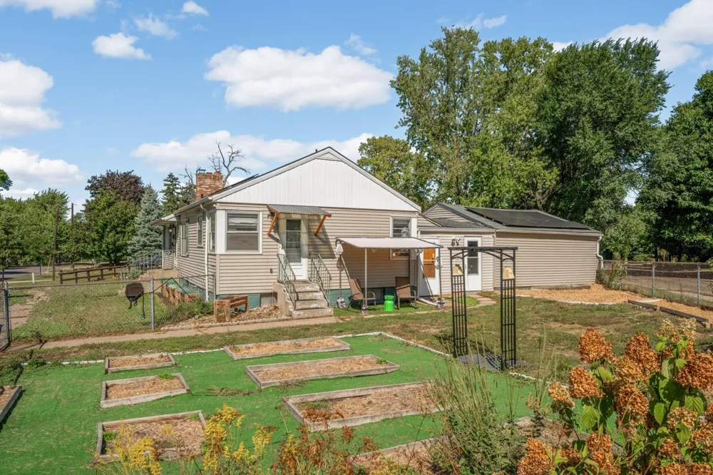 684 Bidwell Street Saint Paul, MN 55107