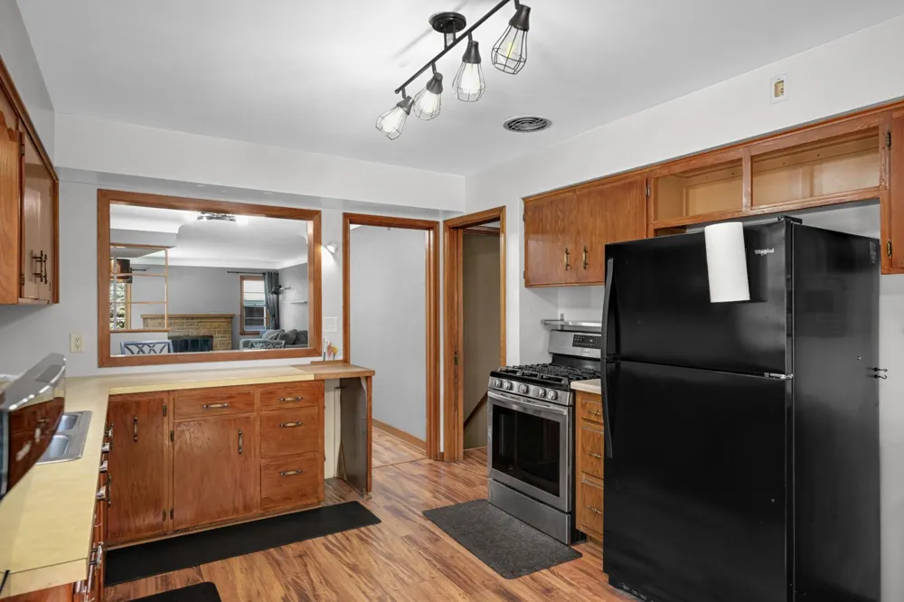684 Bidwell Street Saint Paul, MN 55107