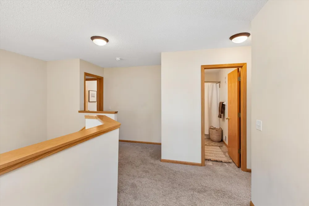 1783 Talon Trail Eagan, MN 55122