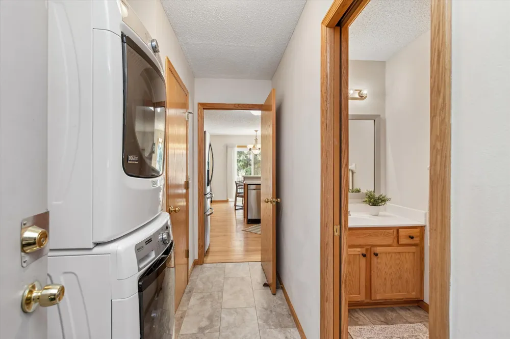 1783 Talon Trail Eagan, MN 55122