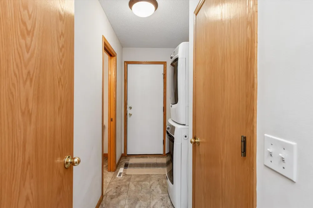 1783 Talon Trail Eagan, MN 55122