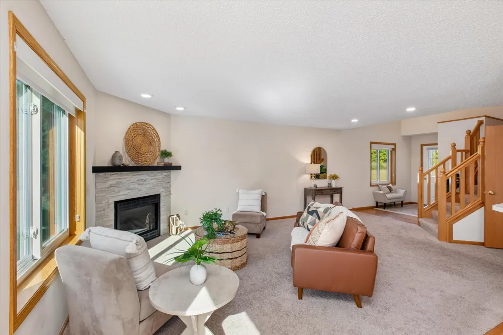 1783 Talon Trail Eagan, MN 55122