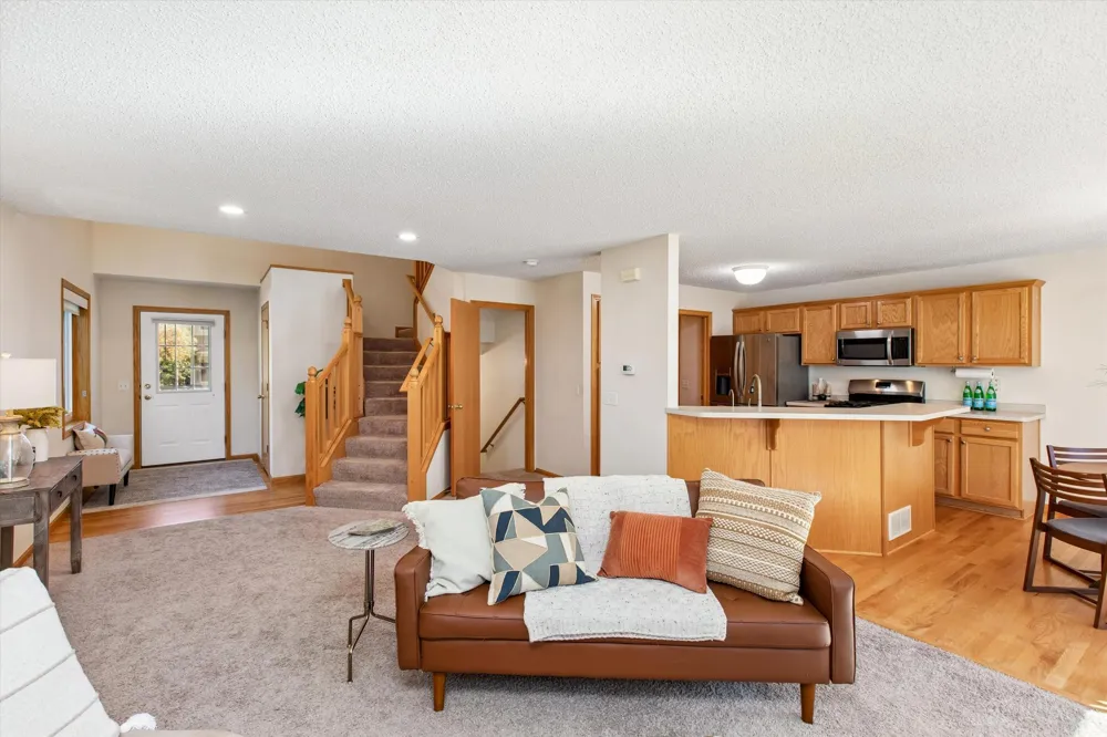 1783 Talon Trail Eagan, MN 55122