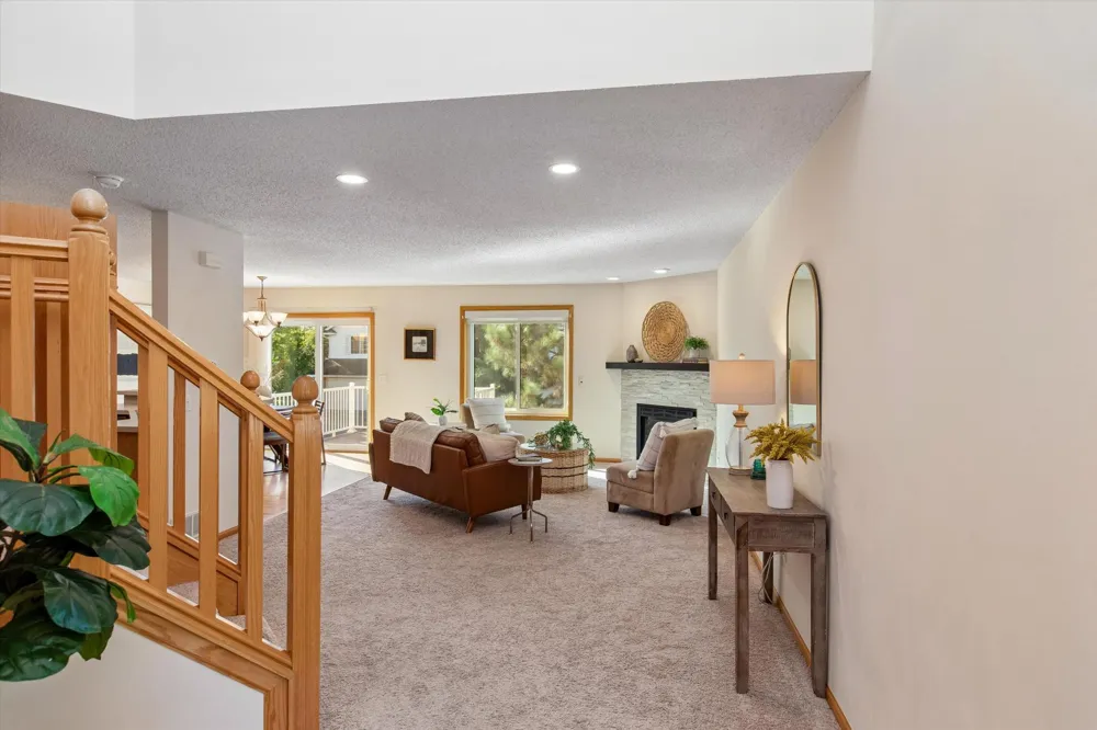 1783 Talon Trail Eagan, MN 55122