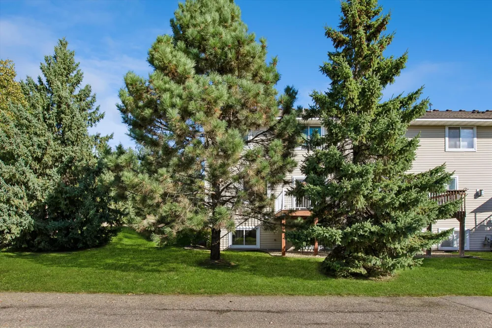 1783 Talon Trail Eagan, MN 55122