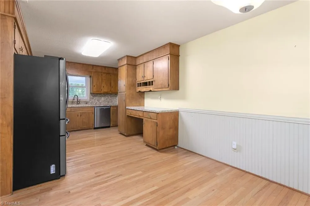 914 Ferndale Drive Thomasville, NC 27360