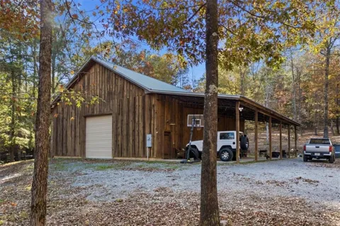 938 Marion Dairy Road SE