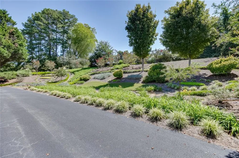 2727 Bearcreek Place Buford, GA 30519