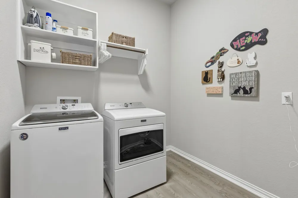 208 W 6th Street Justin, TX 76247