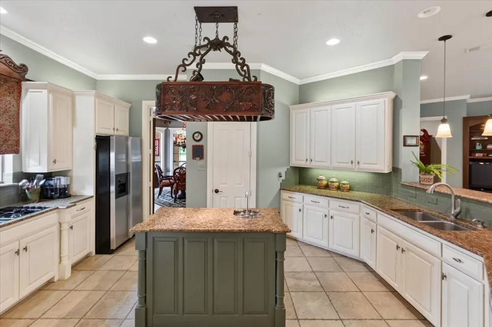 5133 Sealands Lane Fort Worth, TX 76116