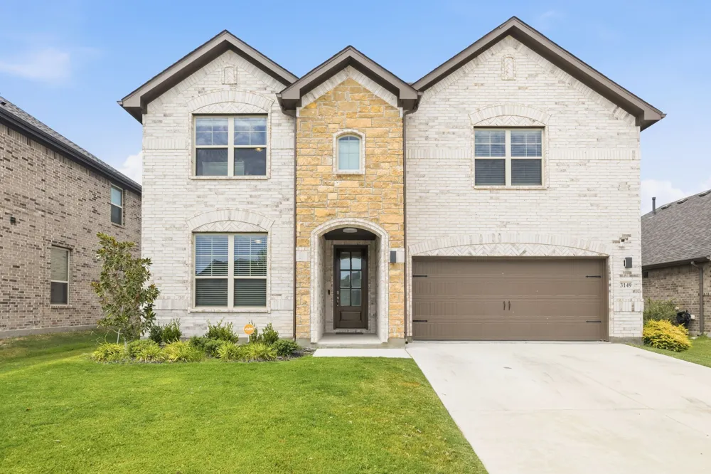 3149 Redbud Flower Trail Venus, TX 76084