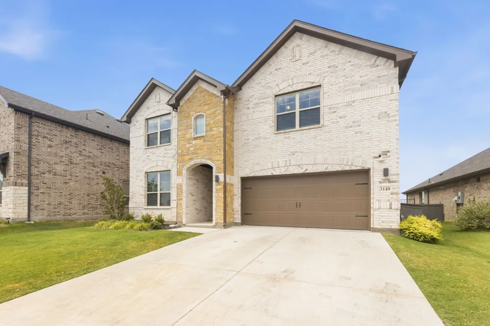 3149 Redbud Flower Trail Venus, TX 76084