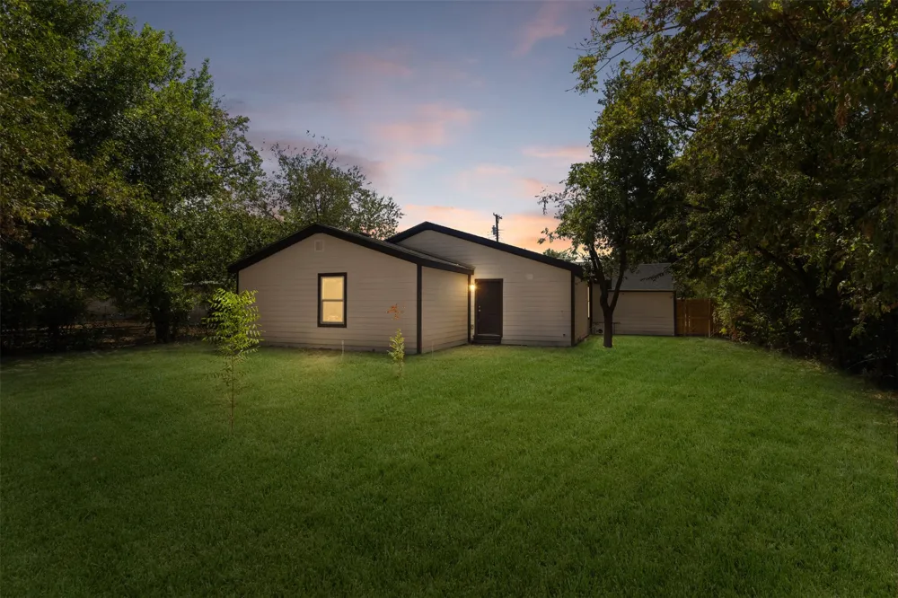 513 E Union Bower Road Irving, TX 75061