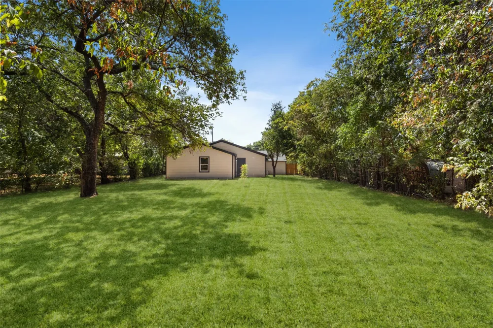 513 E Union Bower Road Irving, TX 75061