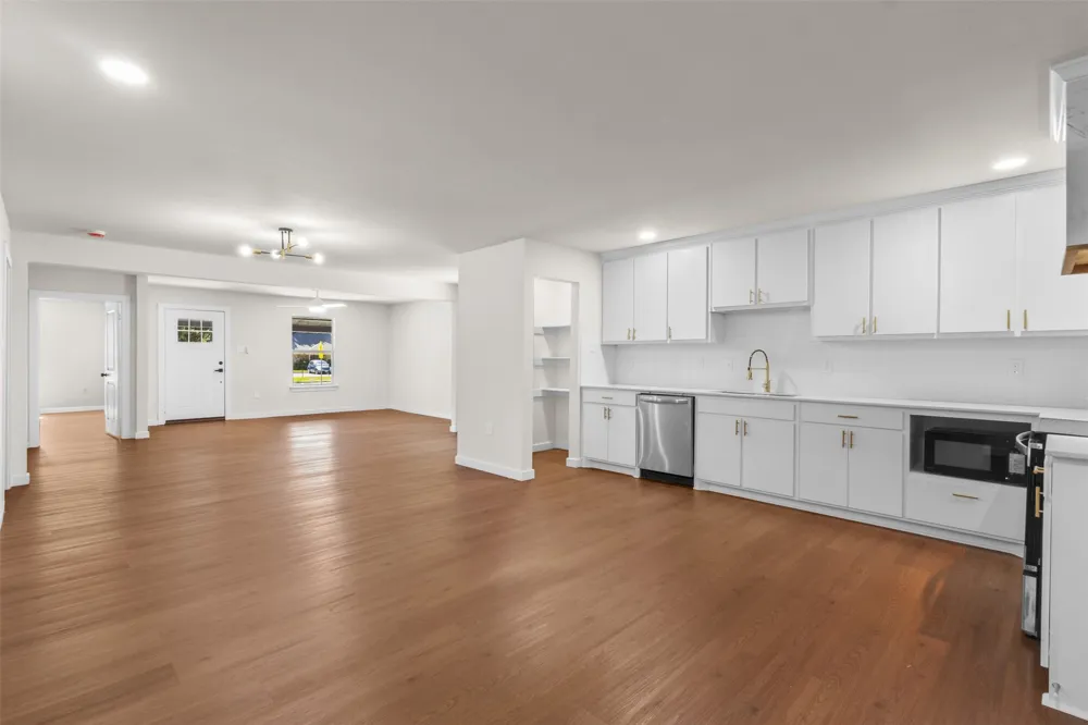 513 E Union Bower Road Irving, TX 75061