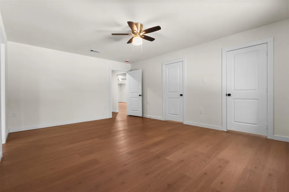 513 E Union Bower Road Irving, TX 75061