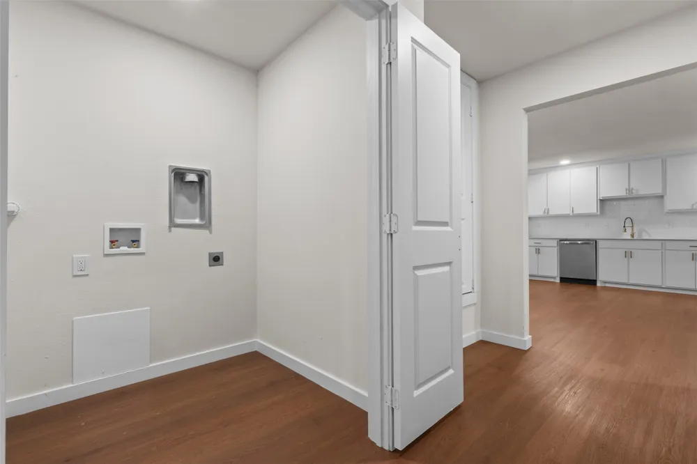513 E Union Bower Road Irving, TX 75061