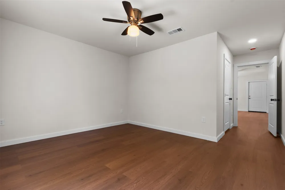 513 E Union Bower Road Irving, TX 75061