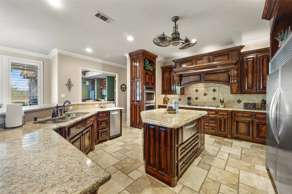 1057 Kingsbridge Lane McLendon Chisholm, TX 75032