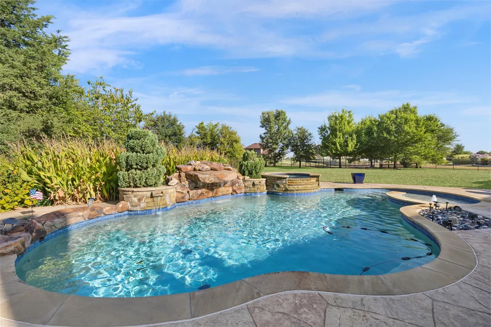 1057 Kingsbridge Lane McLendon Chisholm, TX 75032