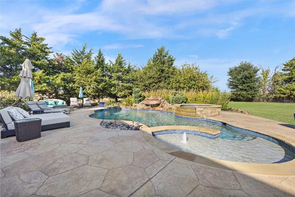 1057 Kingsbridge Lane McLendon Chisholm, TX 75032