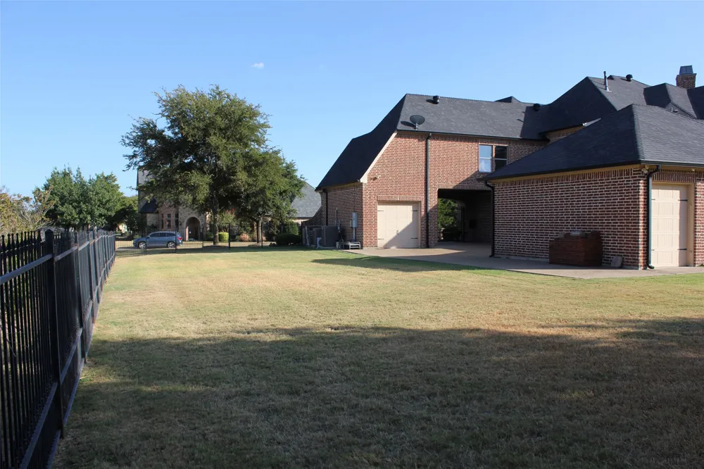 1057 Kingsbridge Lane McLendon Chisholm, TX 75032