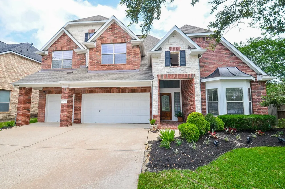 2735 Driftwood Drive Manvel, TX 77578