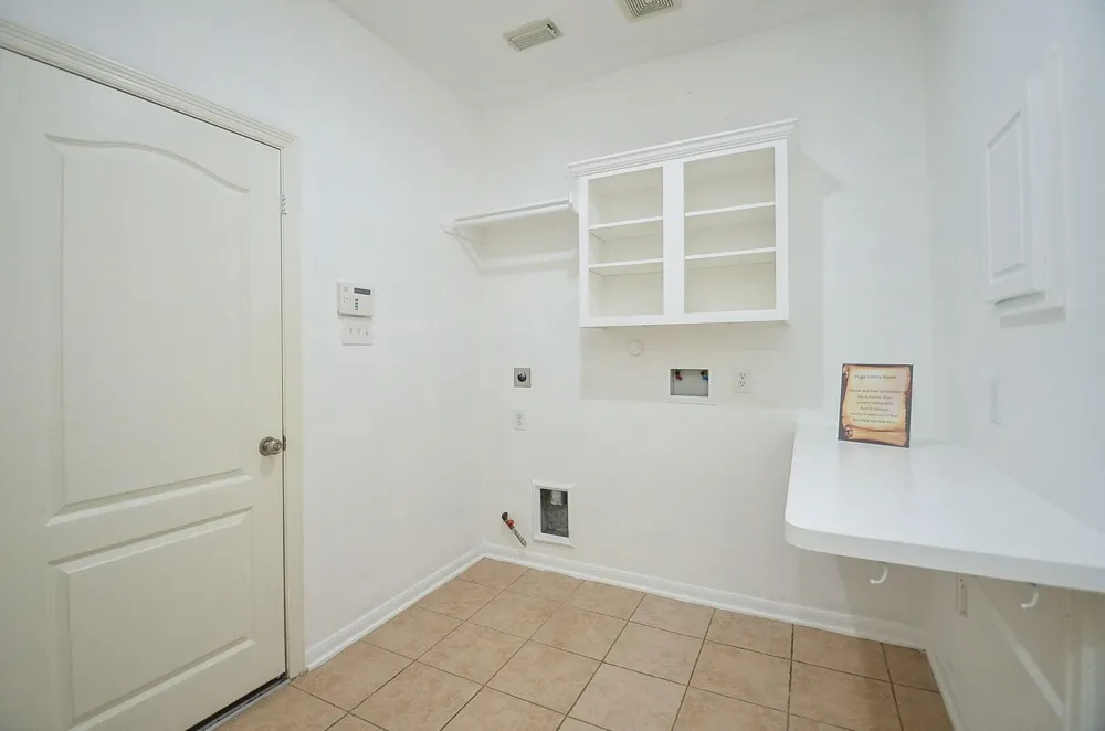 2735 Driftwood Drive Manvel, TX 77578