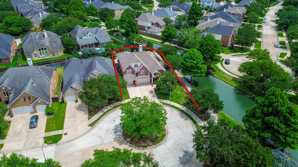 2735 Driftwood Drive Manvel, TX 77578