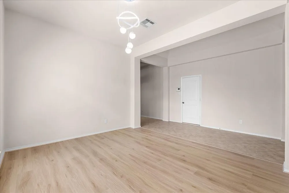 2805 Enchanted Lake Drive Pearland, TX 77584