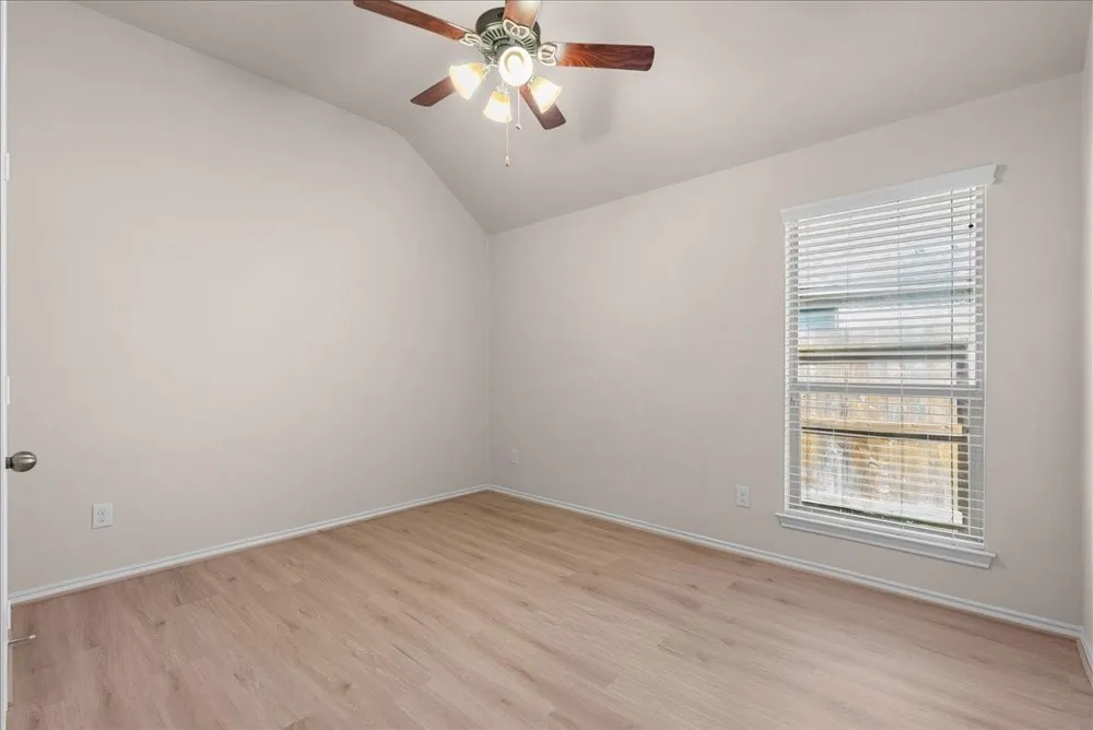 2805 Enchanted Lake Drive Pearland, TX 77584