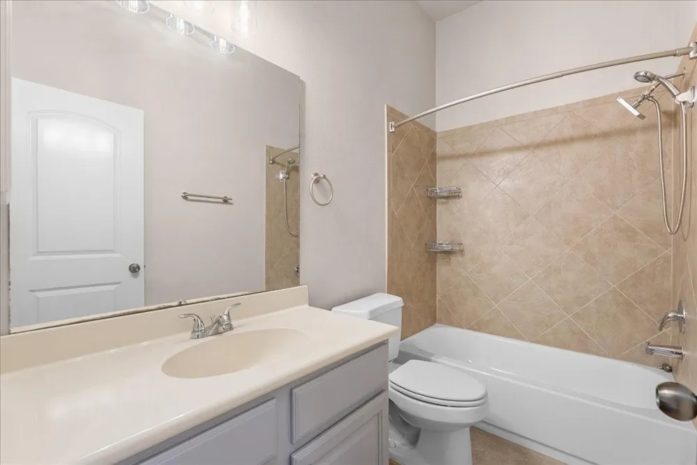 2805 Enchanted Lake Drive Pearland, TX 77584