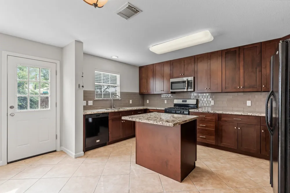29554 N Legends Bend North Houston, TX 77386