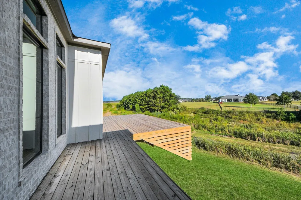 299 Peninsula Point Drive Montgomery, TX 77356