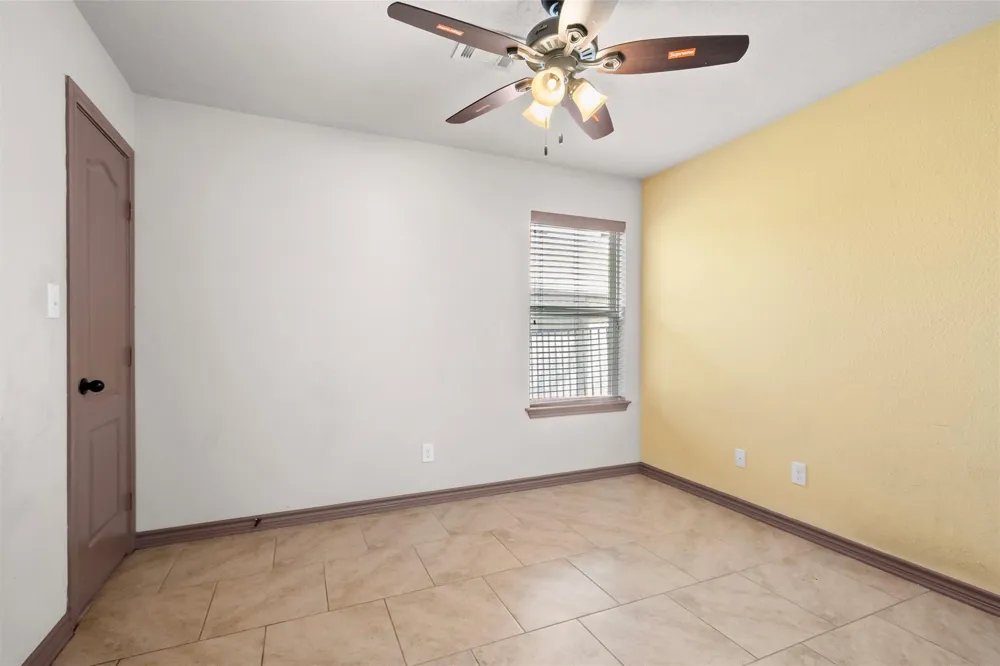 1519 Felder Street Navasota, TX 77868