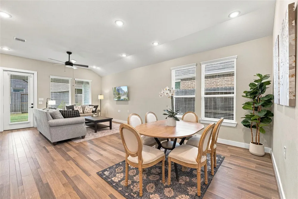 18730 Sweetwater Springs Dr Drive Cypress, TX 77433