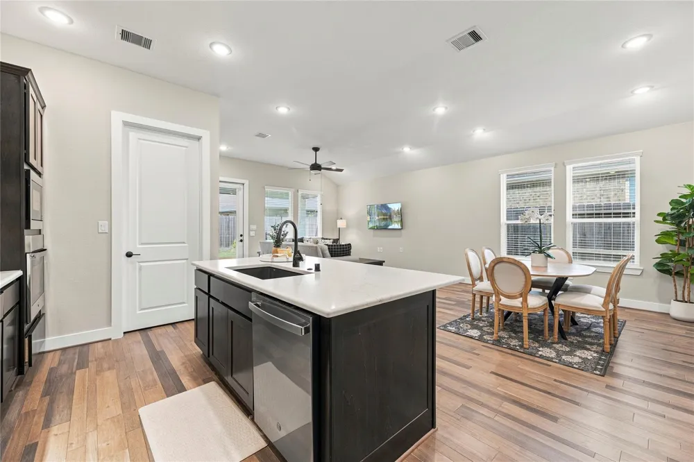 18730 Sweetwater Springs Dr Drive Cypress, TX 77433