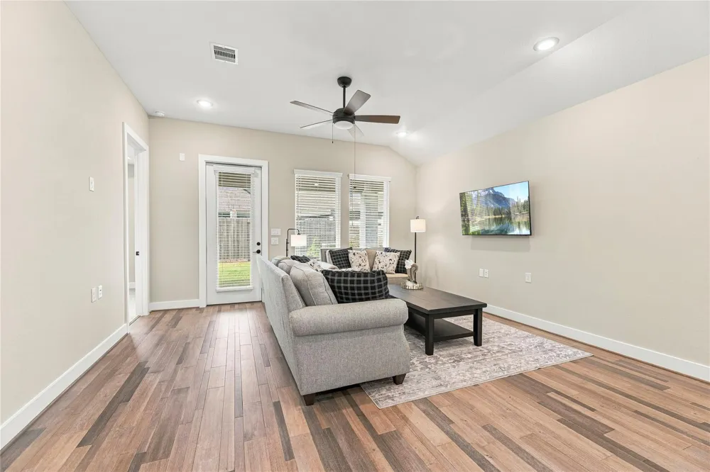 18730 Sweetwater Springs Dr Drive Cypress, TX 77433