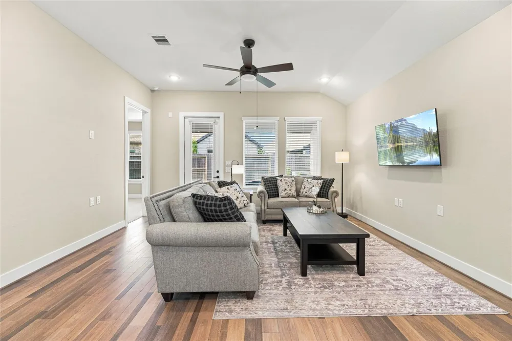 18730 Sweetwater Springs Dr Drive Cypress, TX 77433