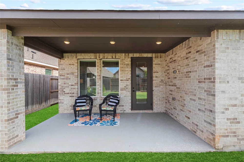 18730 Sweetwater Springs Dr Drive Cypress, TX 77433
