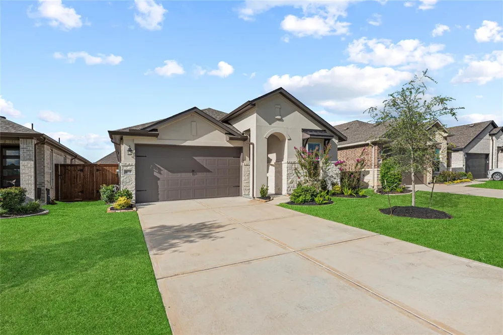 18730 Sweetwater Springs Dr Drive Cypress, TX 77433