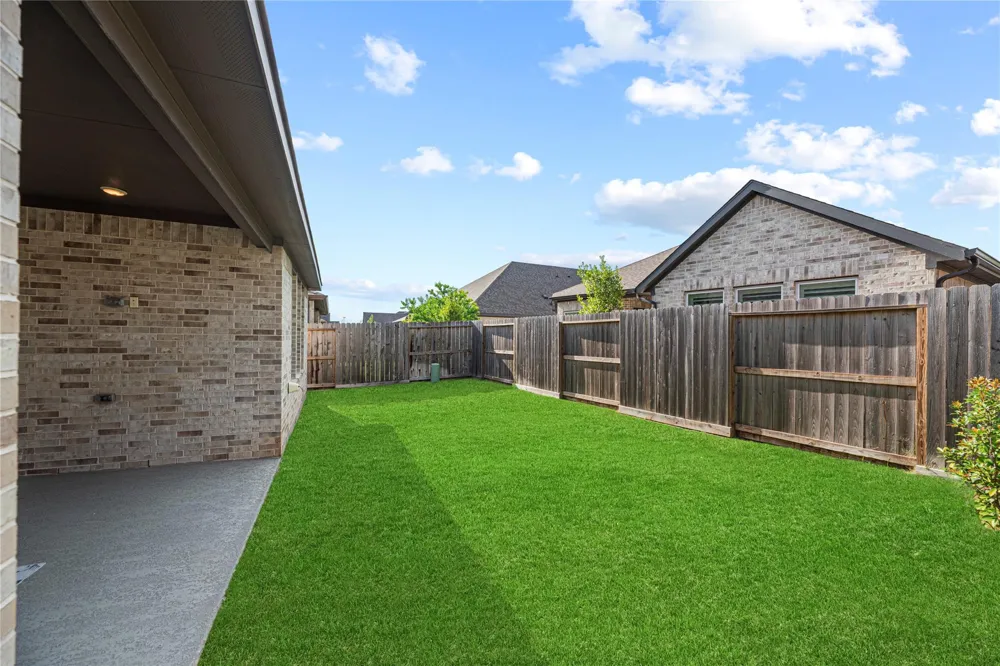 18730 Sweetwater Springs Dr Drive Cypress, TX 77433