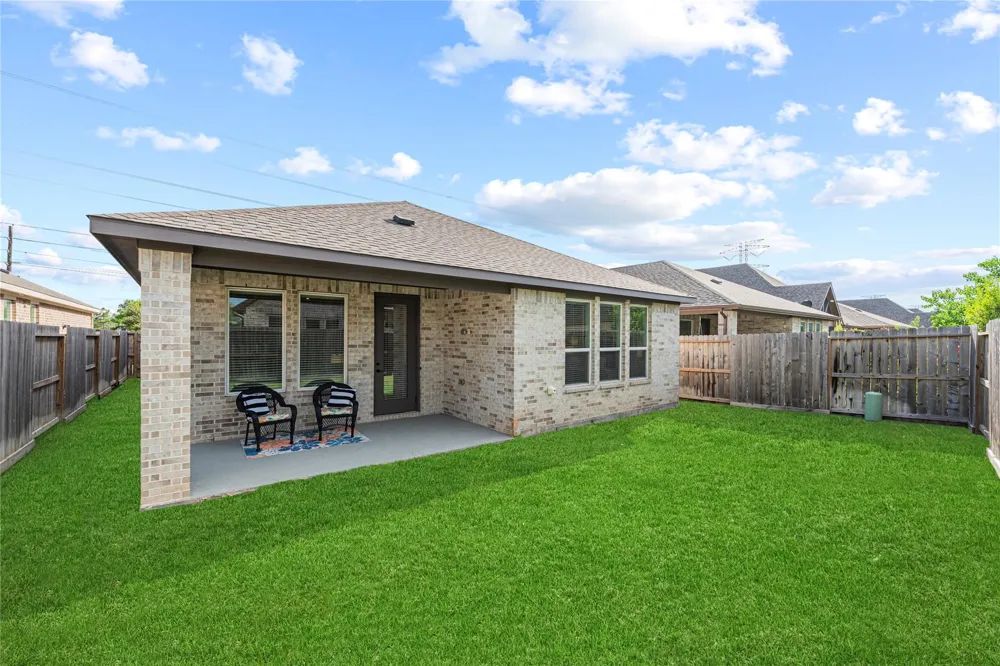 18730 Sweetwater Springs Dr Drive Cypress, TX 77433