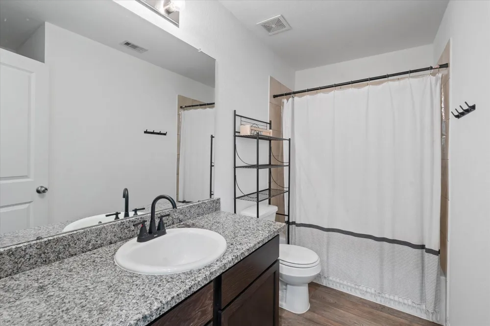 2012 Road 5714 Cleveland, TX 77327