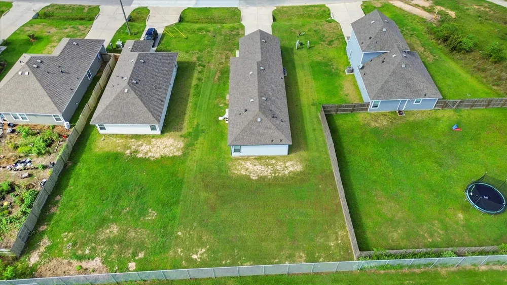 2012 Road 5714 Cleveland, TX 77327
