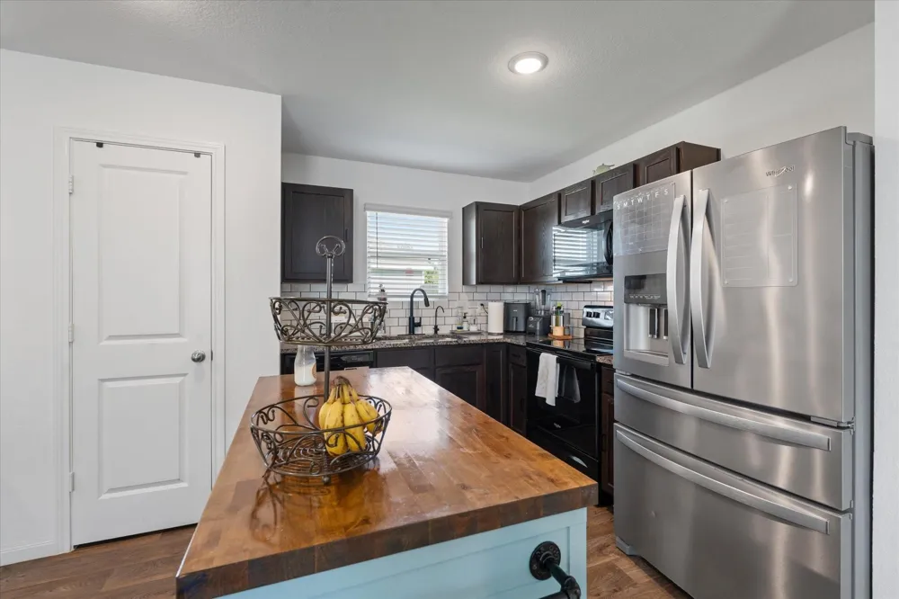 2012 Road 5714 Cleveland, TX 77327