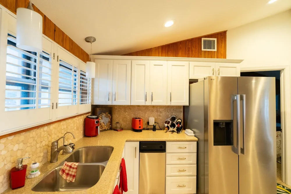 1417 8th Street Dickinson, TX 77539
