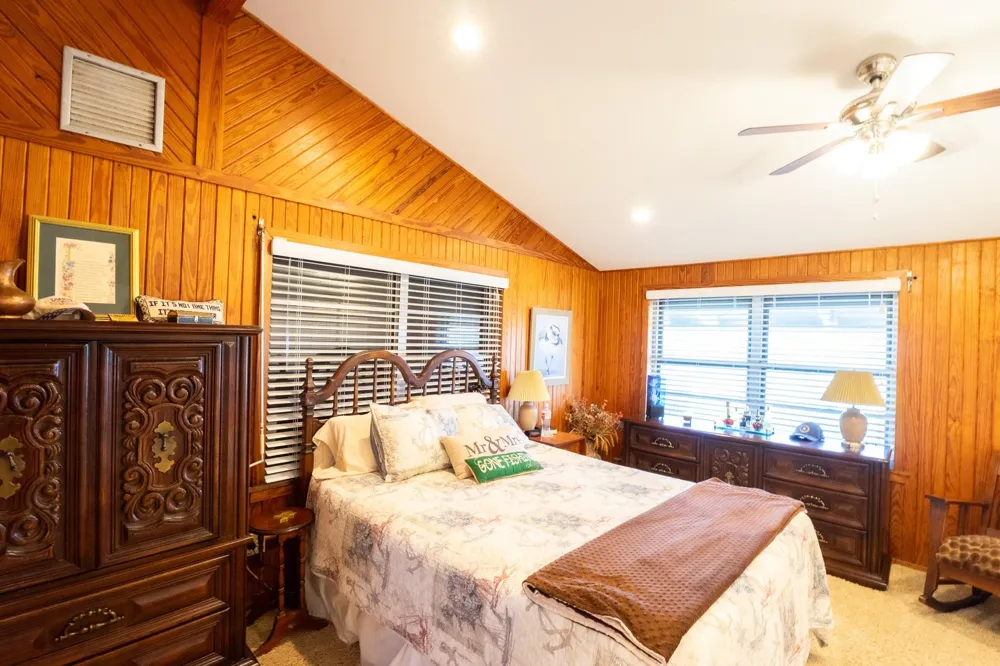 1417 8th Street Dickinson, TX 77539