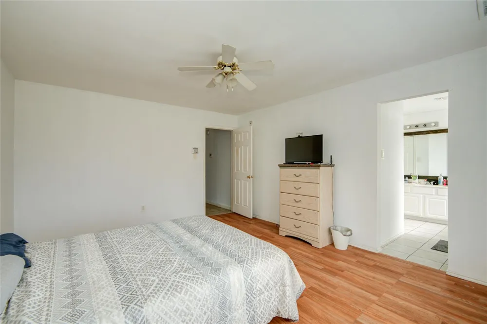 21002 Vista Trace Drive Houston, TX 77073